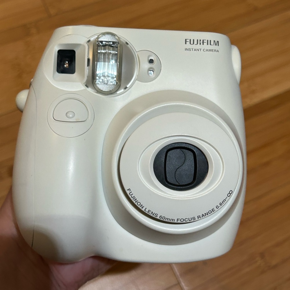 Fujifilm Instant Camera w/ case